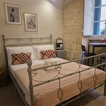 12 -16 , Pacifiku Scicluna Birgu Exterior photo