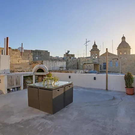 12 -16 , Pacifiku Scicluna Birgu Exterior photo