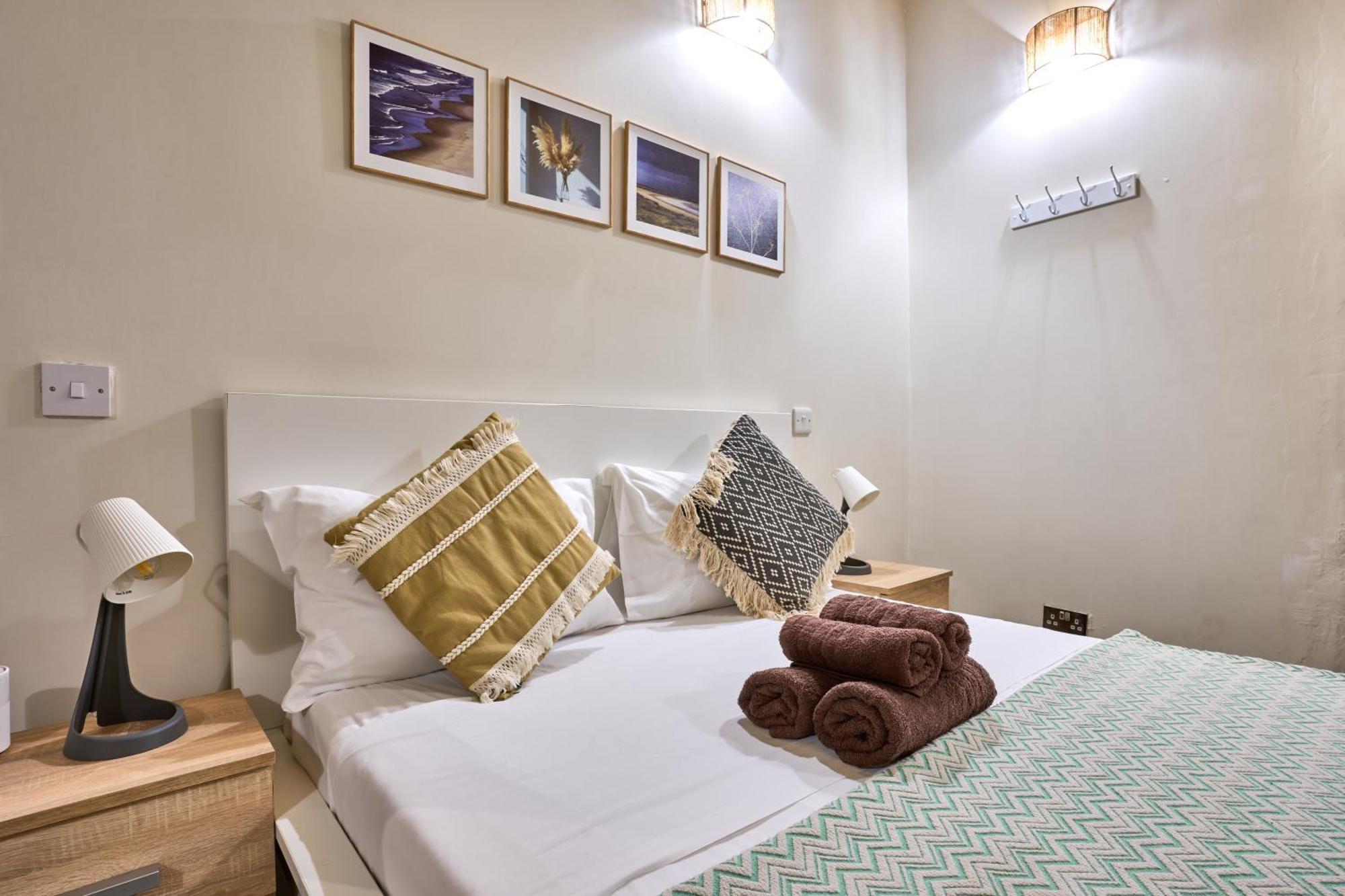 Apartment 12 -16 , Pacifiku Scicluna *
