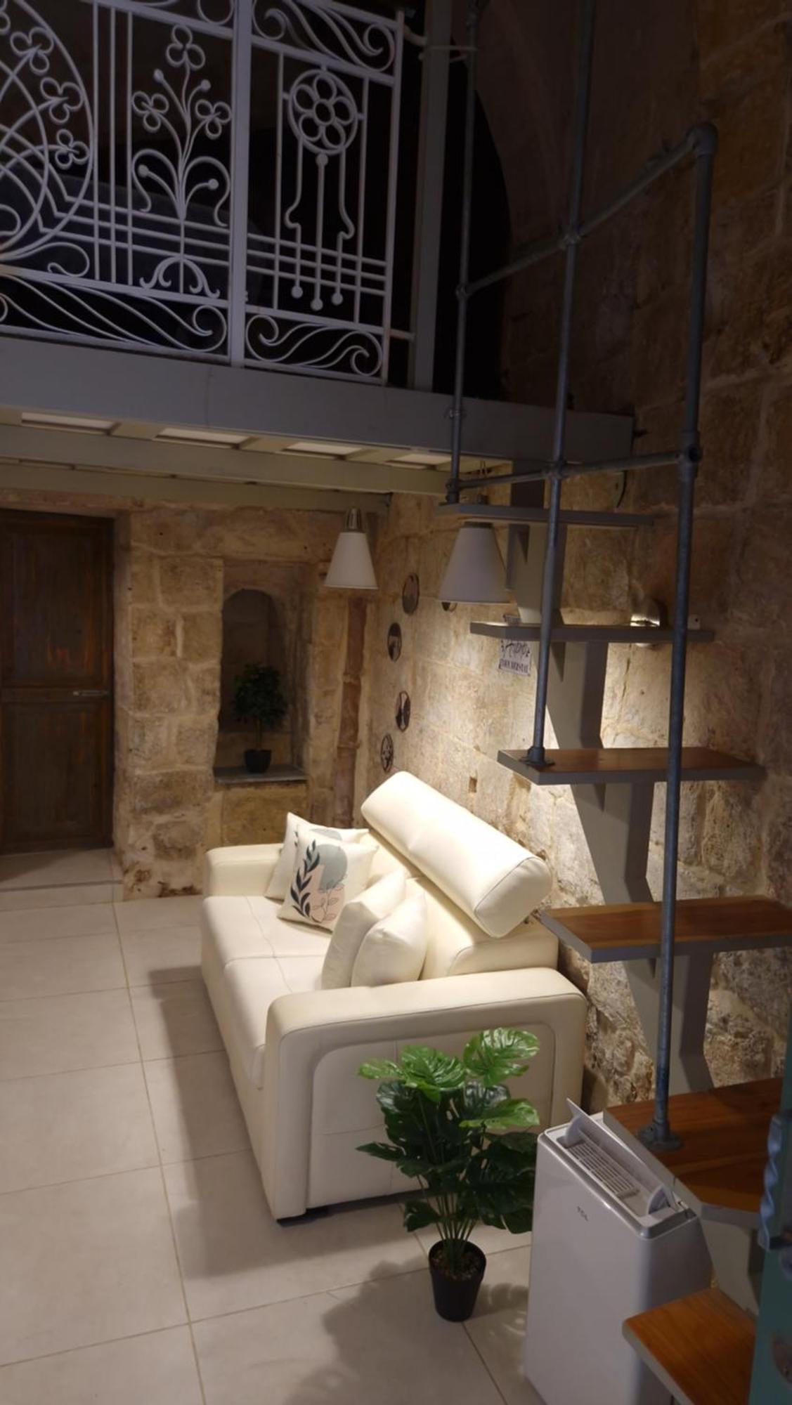 12 -16 , Pacifiku Scicluna Appartamento Birgu
